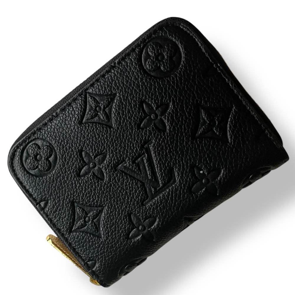 Black embossed LV wallet zip around with card slots - Picture 7 of 12